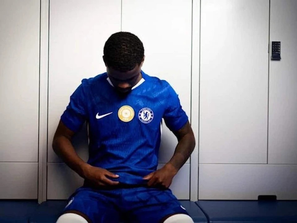 期七年的合, 埃斯特旺