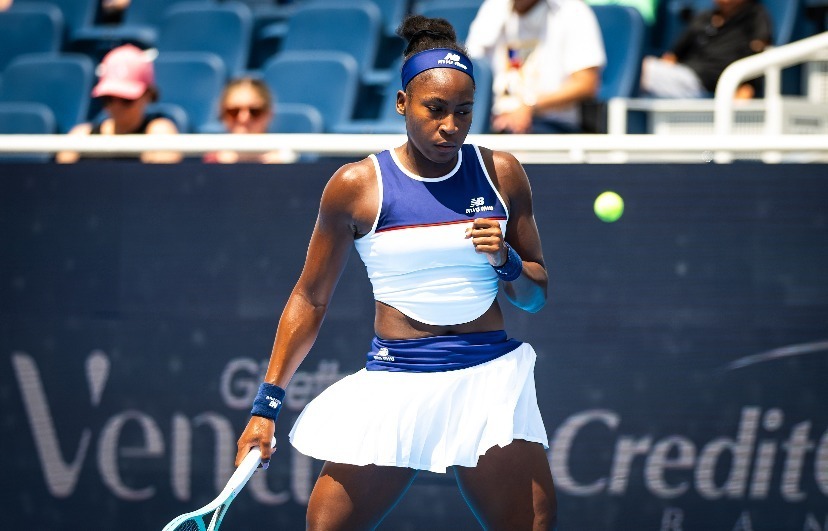 后者以, 视觉中国, 击败托莫娃