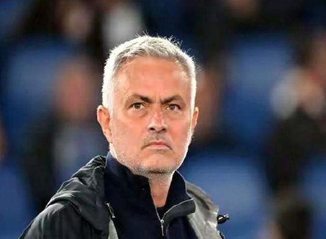 差距, 塞梅多站了